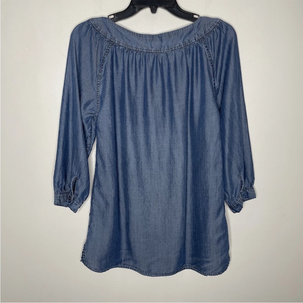 Lands’ End Blue Chambray Tunic Top with 3/4 Button Sleeve. EUC - Picture 9 of 12